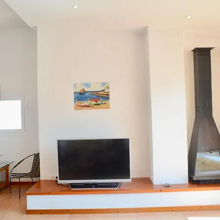 בית נופש Beachfront Duplex With Terrace And Sea Views - קדאקז