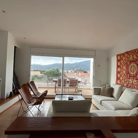Beachfront Duplex With Terrace And Sea Views - *